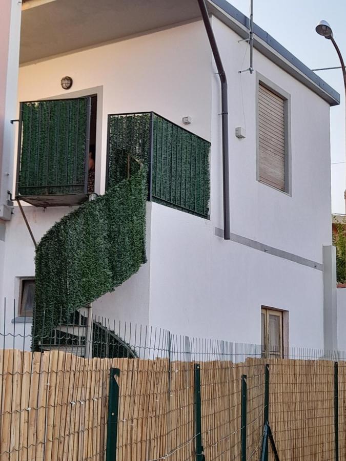 Casa Vacanze Da Michele E Azzurra Lotzorai Exterior foto